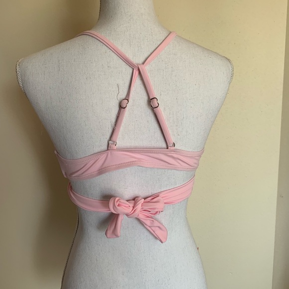 Tropical Bikini - Picture 6 of 8